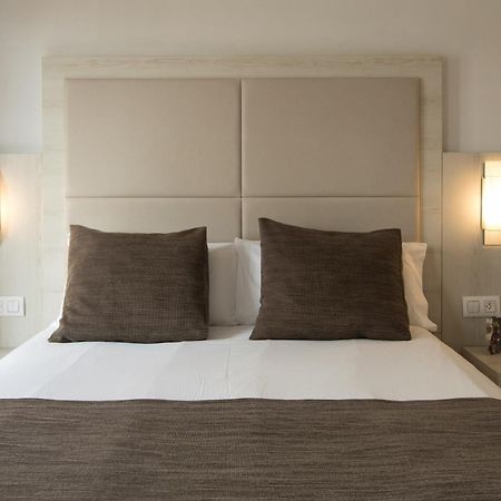 Hotel Alta Garrotxa Tortella Bagian luar foto