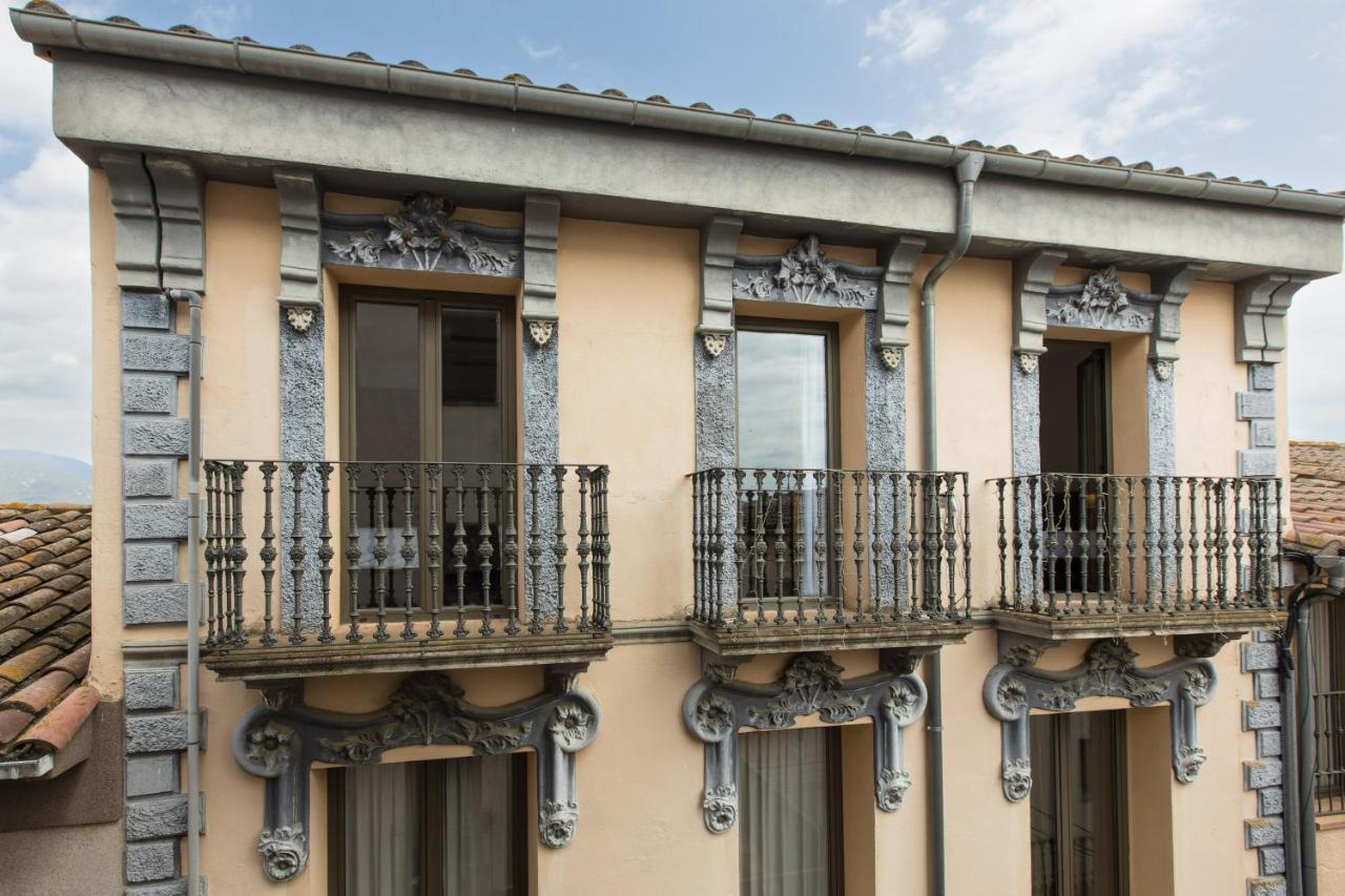 Hotel Alta Garrotxa Tortella Bagian luar foto