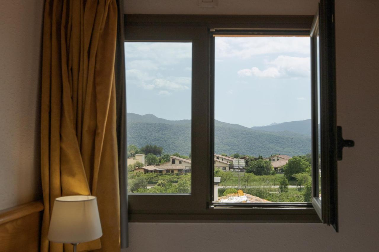 Hotel Alta Garrotxa Tortella Bagian luar foto