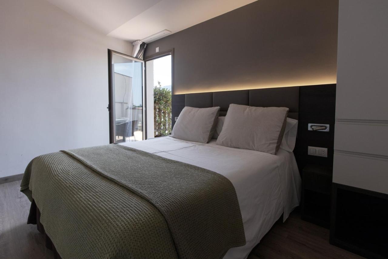 Hotel Alta Garrotxa Tortella Bagian luar foto