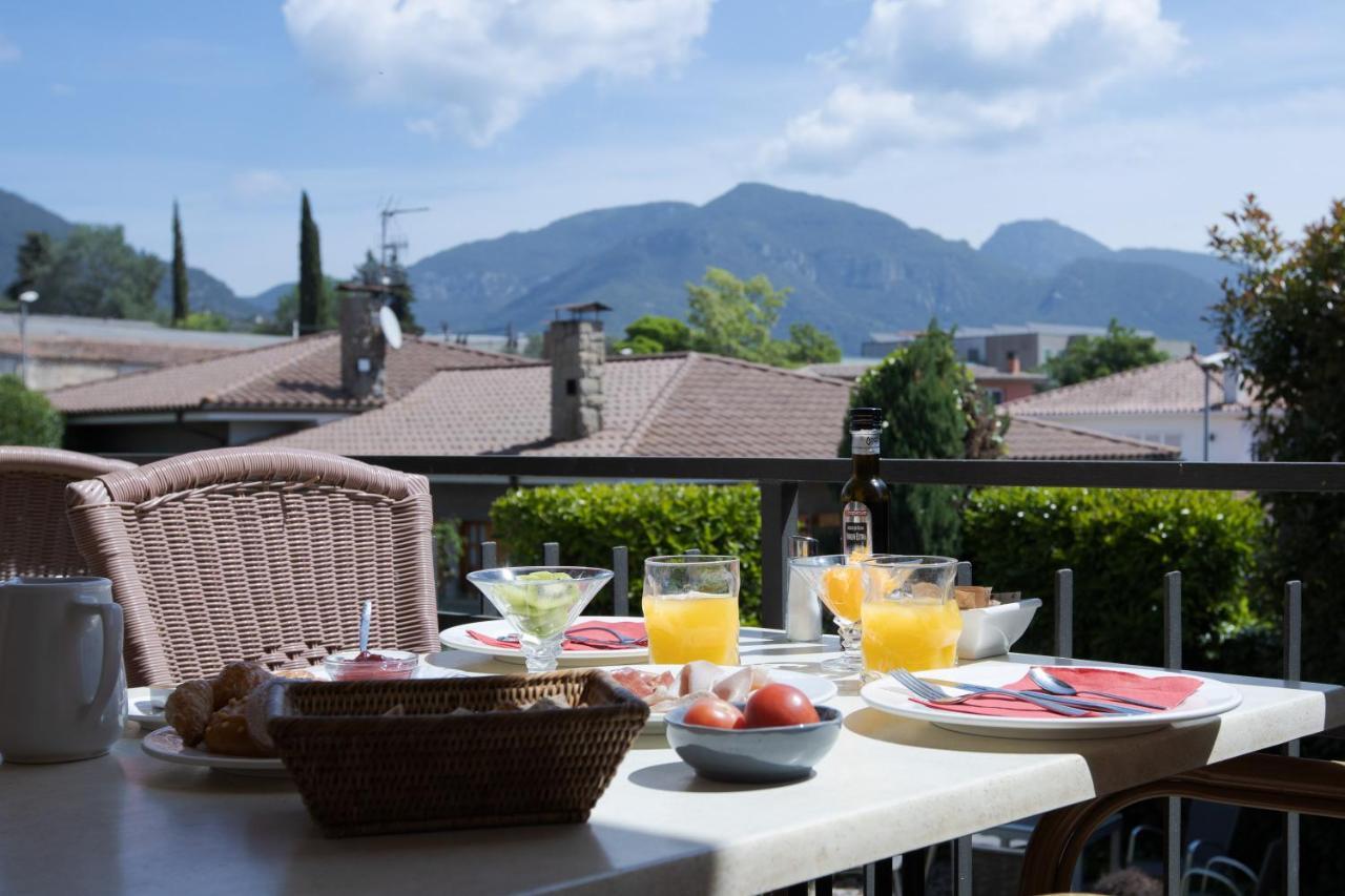 Hotel Alta Garrotxa Tortella Bagian luar foto