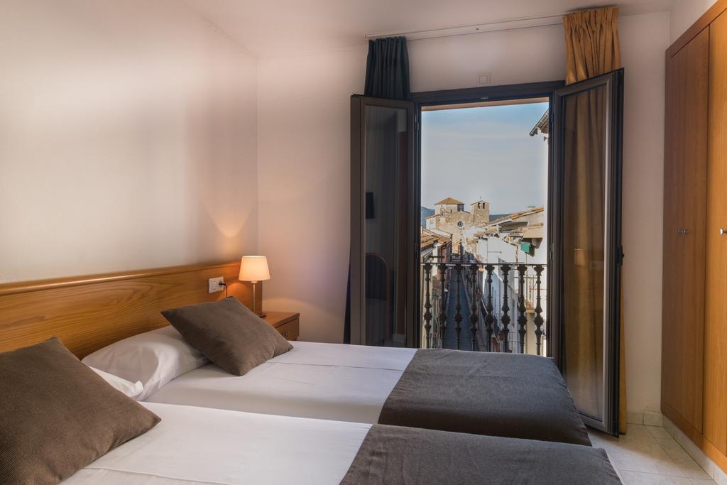 Hotel Alta Garrotxa Tortella Bagian luar foto